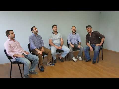 პაატა თავდგირიძე მგალობელ გუნდთან ერთად (წინწყარო)