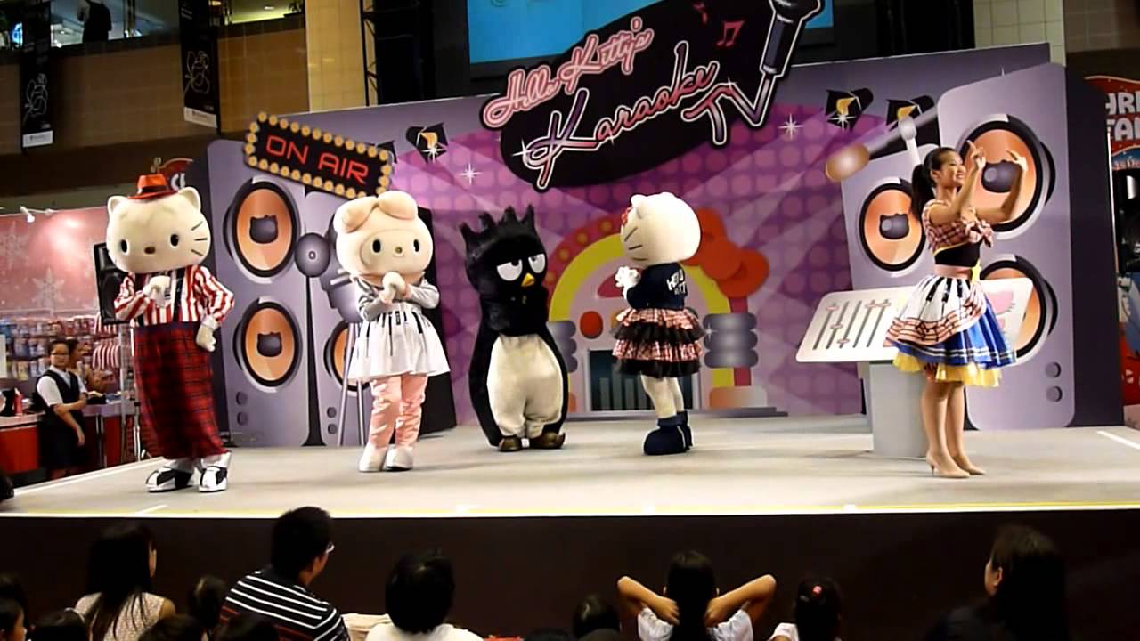 Hello Kitty Karaoke at Takashimaya 2012