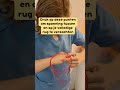 Je hele rug voelt als een strak korset.