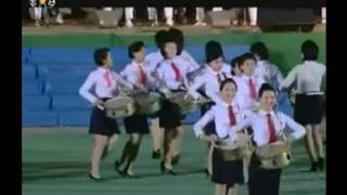 Северная Корея 2017 апрель вечерние гуляния  №5 2017年4月 北朝鮮(без перевода)
