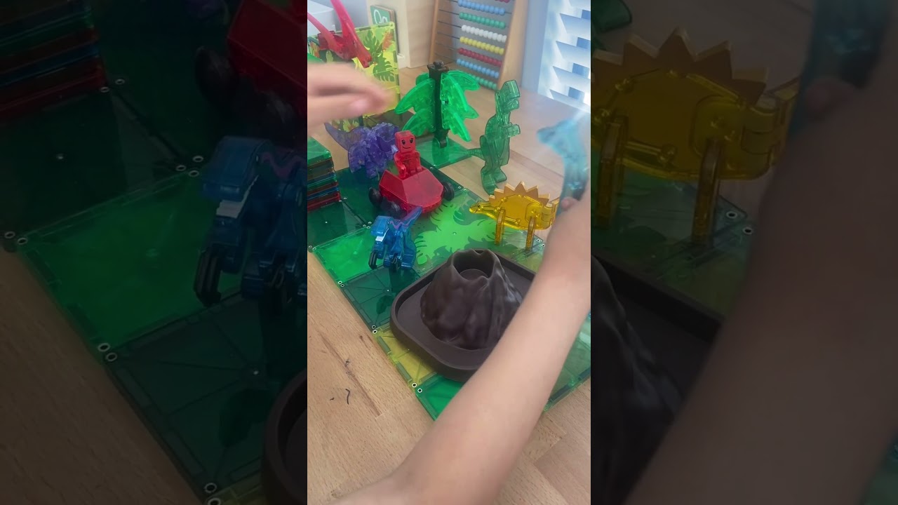 Learn Through Play with MAGNA-TILES&reg;!