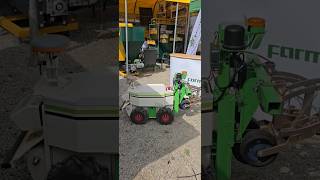 Agricultural robot OZ 440 NAIO Tehnology