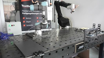 Smarter Robotics: Tool Change and TCP Calibration with a Cobot