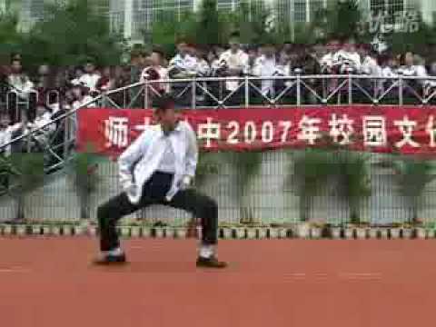 a michael jackson imitation by a chinese junior middle school student