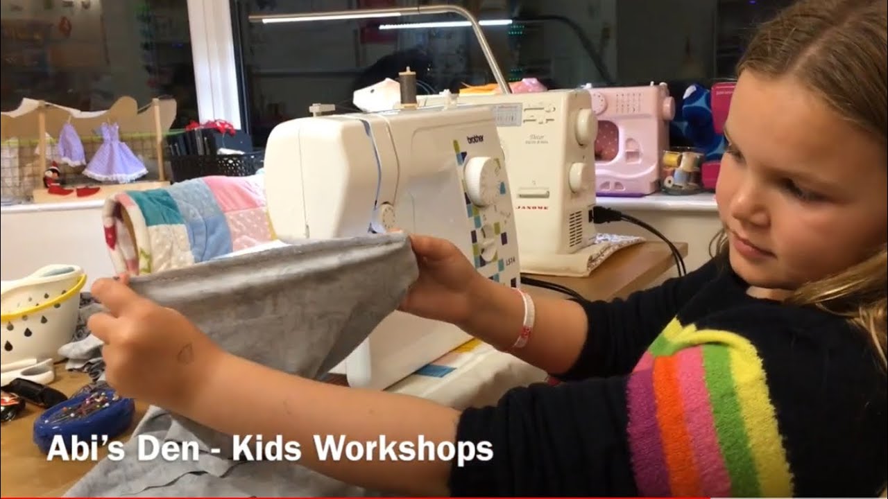 Sew STRETCH fabric with a Walking Foot on Brother LS14 Abi’s Den ️🧵🌸