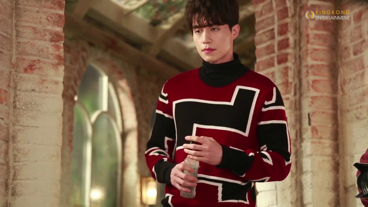 Видео со съемок дорамы Демон (Гоблин). Закадровые объятия Дон Ука и Гон ...