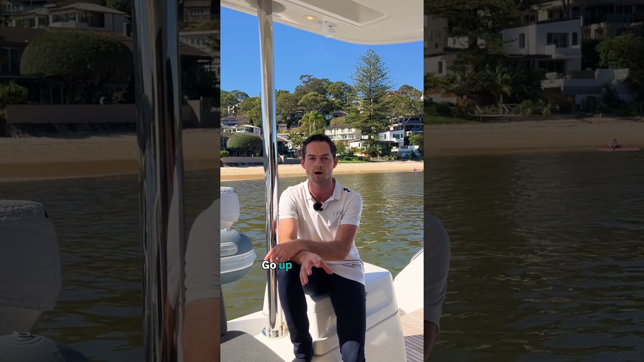 ⁣Catamaran vs Monohull, the age old debate. ⛵