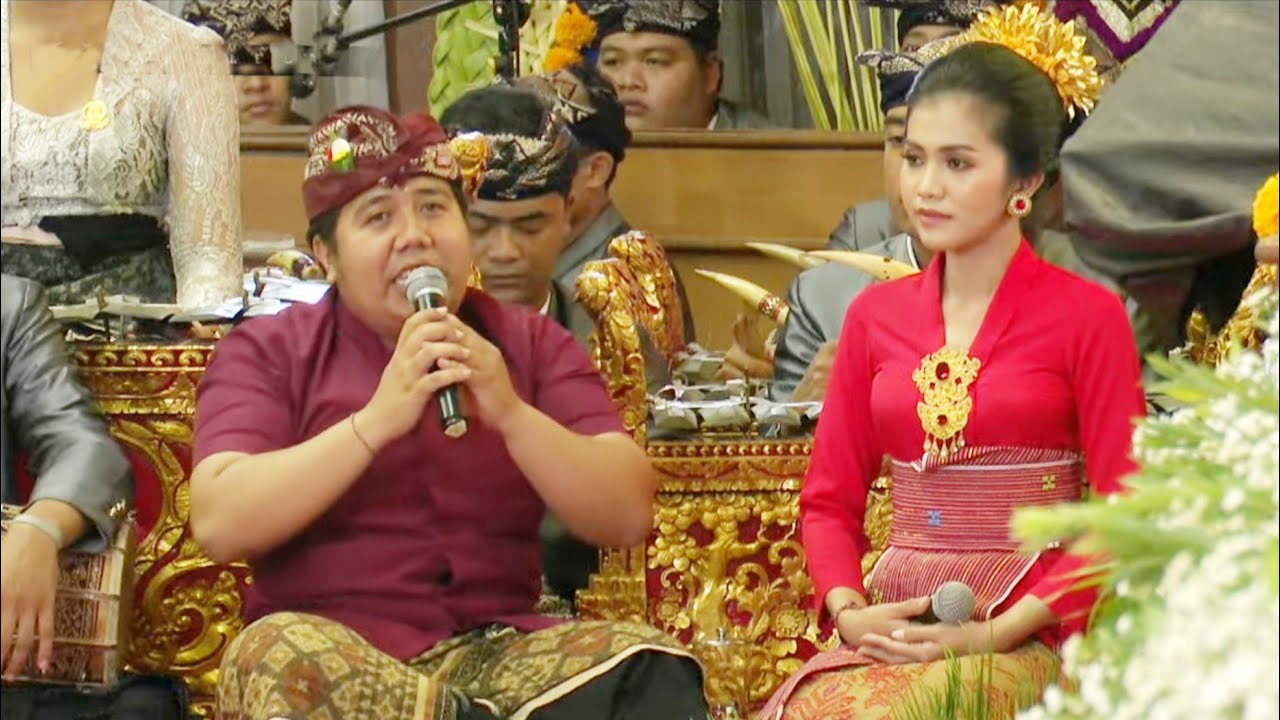 PUPUH GINADA Oleh Ni Putu Ratna Puspa Dewi & I Gede Arum Juara 1 Utsawa Dharma Gita tingkat Nasional