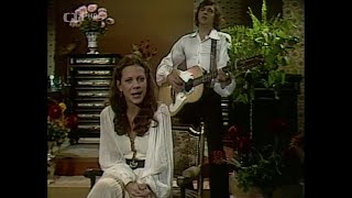 Karel Zich & Lenka Filipová    -   Zamilovaná, Máš chuť majoránky a Mosty