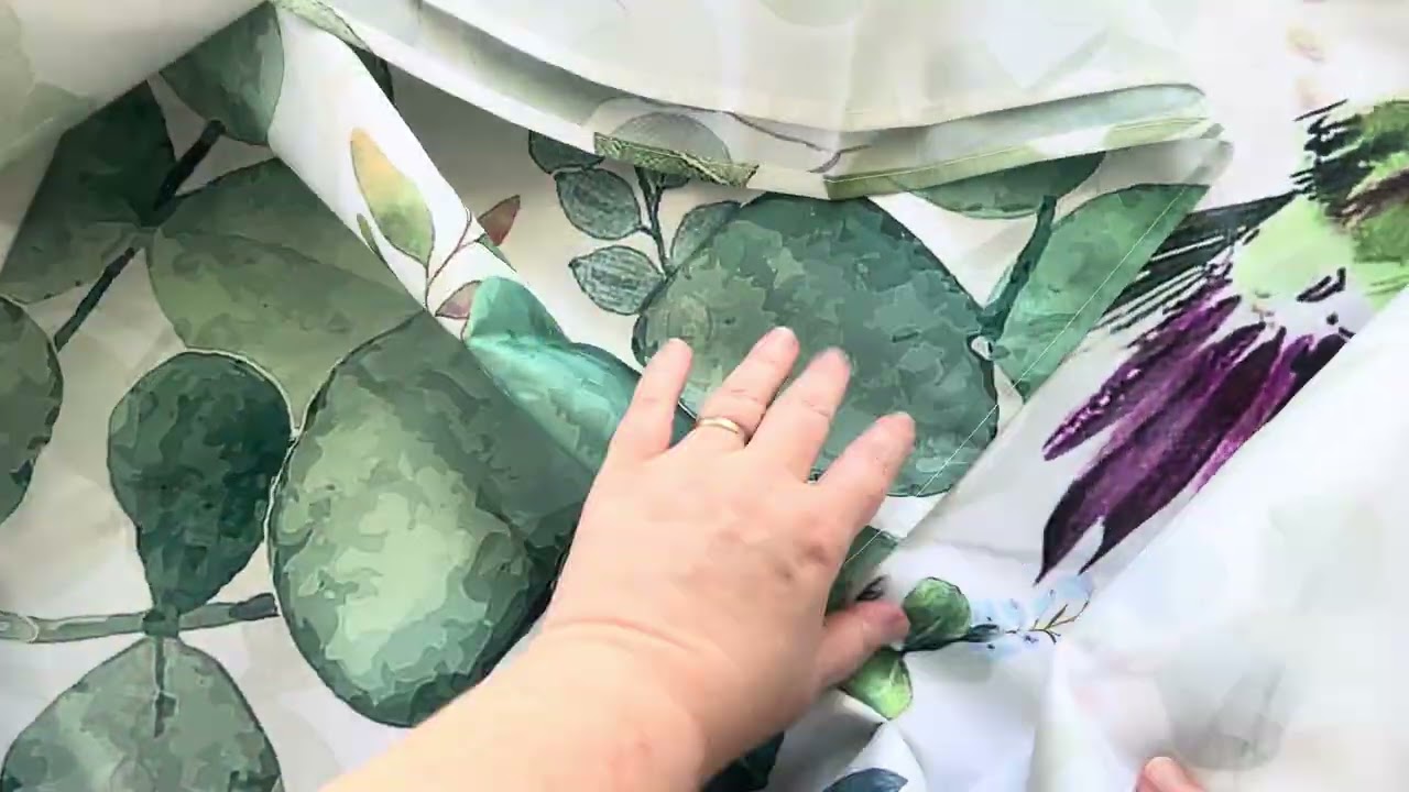 Review of JWXCBIM Hummingbird Sage Green Eucalyptus Leaves Shower Curtain