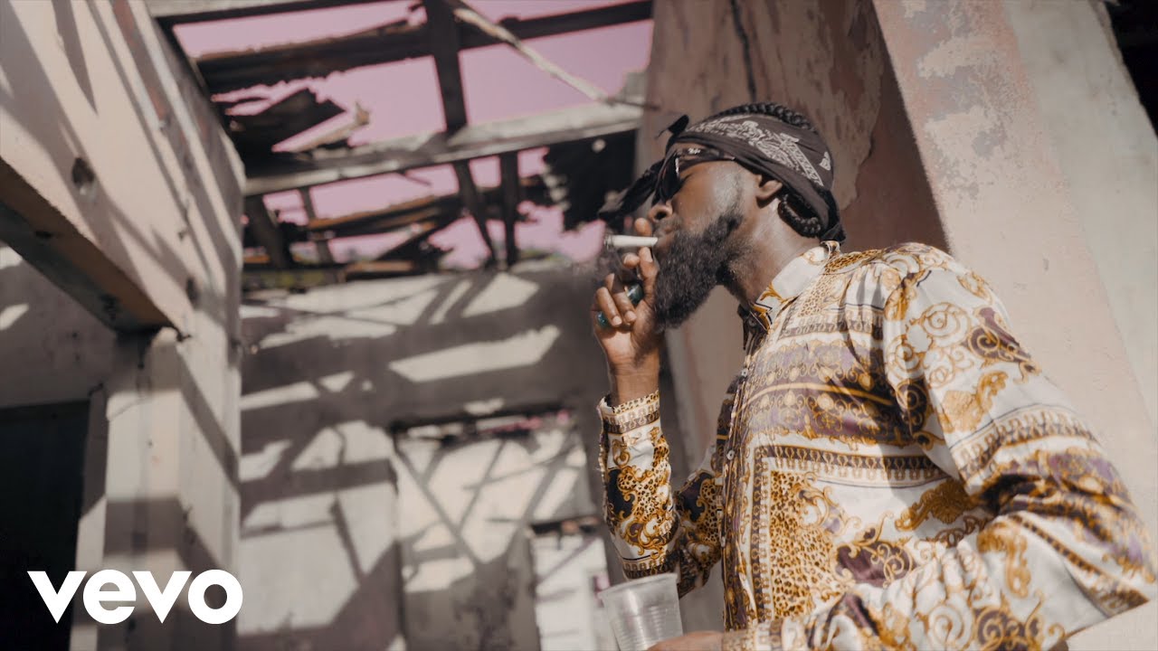 Guarda SHOKRYME - PICASSO (OFFICIAL VIDEO) su YouTube Guarda SHOKRYME - PICASSO (OFFICIAL VIDEO) su YouTube
