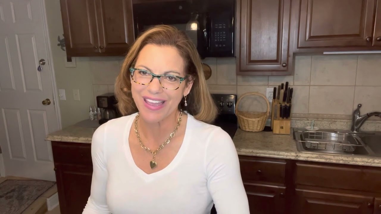 How to create a multi-petal garden glass flower