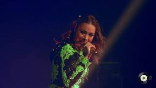 Video thumbnail of "Danna Paola - El primer día sin ti  |  Mala Fama Tour"