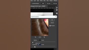 Remove Dandruff in One Sweep With Photoshop - Short Photoshop Tutorial #shorts