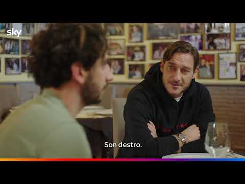 "Speravo de morì prima" | La clip con Francesco Totti e Pietro Castellitto