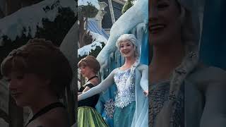 The beautiful Anna & Elsa from FROZEN.#shorts#disney#elsa#frozen#princess