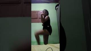 Dançando Mc Mirella