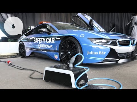 Formula E安全車i8及i3 秒速對應無線充電系統 Youtube