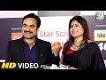 Pankaj Tripathi's Cute Romance With Wife Mridula At Star Screen Awards 2018 | LehrenTV