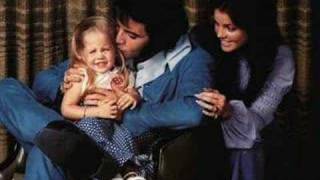 Elvis Presley - Don't Cry Daddy (with family pictures) chords sheet