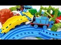 Building Train Tracks  - Thomas Train & More Toy Vehicles