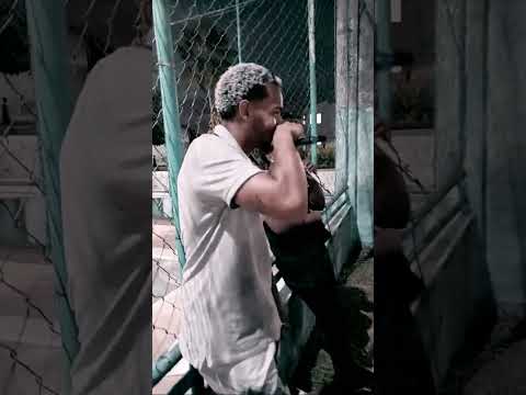 Rimando na praça #batalhaderima #freestyle #rap #music #hiphop