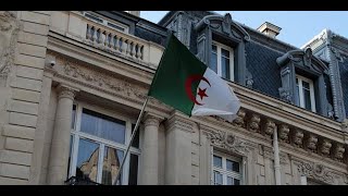 Reduction des visas : l'annonce passe mal auprès des ressortissants franco-algériens