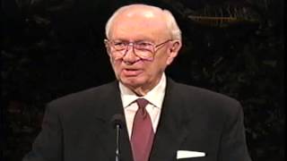 CHARLA FOGONERA PARA LA JUVENTUD   GORDON B  HINCKLEY 12 NOVIEMBRE 2000