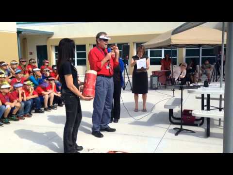 Myakka City Elementary School takes out time capsule