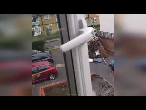 Brazen moment fly-tipper is caught depositing entire lorry full of waste onto residential street