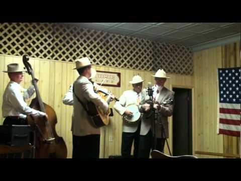 Kings Highway Bluegrass Band - Travelin' Down This...