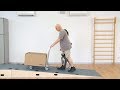 Prosthetic gait training - Walking technique on slopes: Advanced exercise | Ottobock