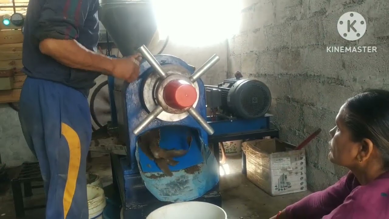तोरीमातिलमा छतेल तरत्यो आफैकहाँ झर्छर । पेल्नैपर्छबिनाप्रयत्न मुखमाआएर केपर्छ र ? ।। ✍️ गुणरत्नमाला