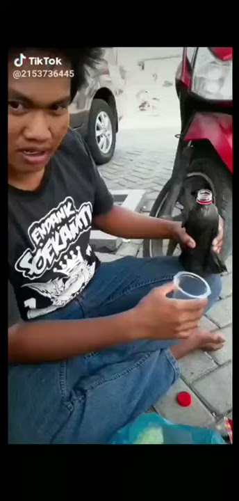 Wong Lanang gak usah kerjo video lucu