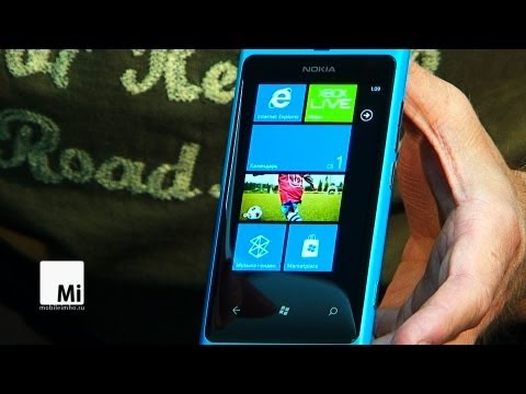 Video: Atšķirība Starp Nokia Lumia 800 Un IPhone 4S