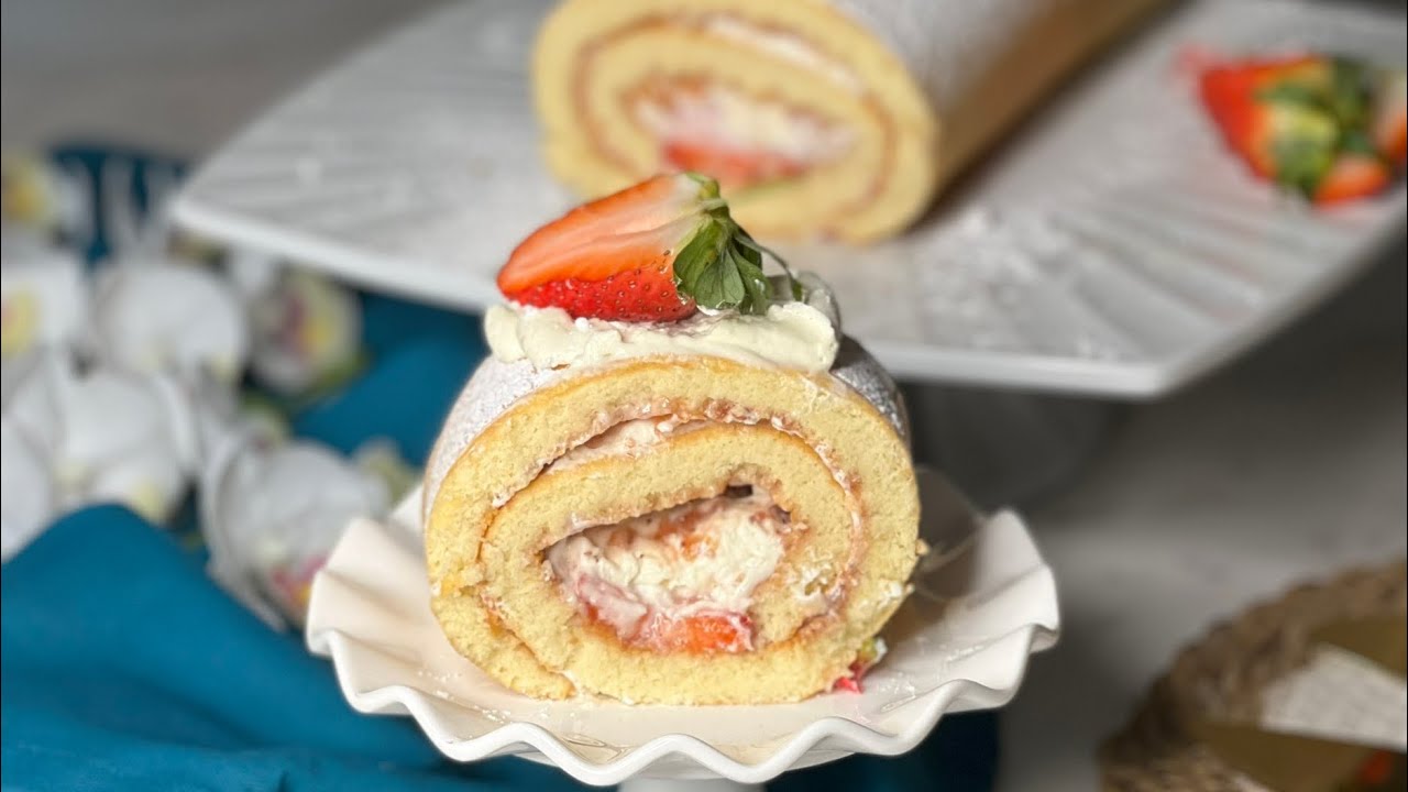 كيك سويسرول اسفنجي بطريقه ولاأسهل 👌🏻