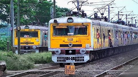 Hide & Seek Parallel EMU Local Trains Crossing | Barddhaman-Howrah Local meet Howrah-Masagram Local