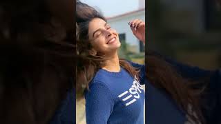 Saba Qamar صبا قمر زمان