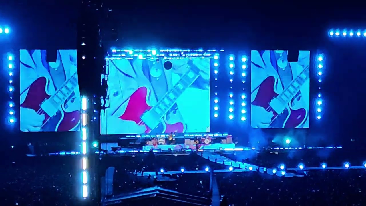 Las Cosas Que Cambié Y Dejé Por Tí - Los Bunkers (Estadio Nacional 2024) | Extracto