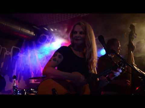 Reena &amp; The Monarks - Guitar Polka (Live @ Ostbunker Osnabrück 09.03.2019)