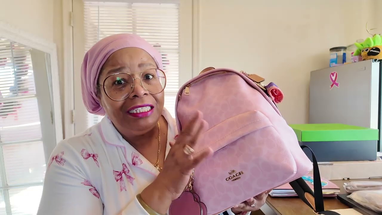 PINK HAUL/ Coach powder pink NEO MACBOOK #wimb #Coach Taylor