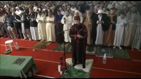 جديد القارئ المغربي خالد رياض يؤم المصلين في صلاة التراويح بمدينة باريس فرنسا