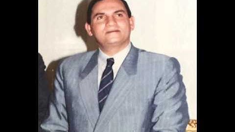 القارئ الطبيب احمد نعينع من سورة الكهف في الثمانينات