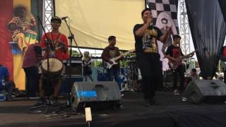 SaKids - Salam Dua Jari (Single Pertama) Live In MONKASEL (Monumen Kapal Selam) Surabaya