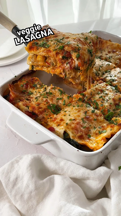 Day 16 of the 31 Day Vegetarian Challenge: Vegetable Lasagna 🤌 #lasagna