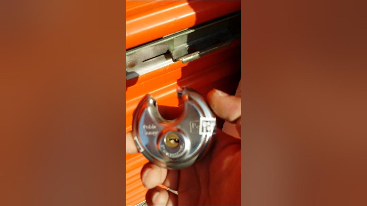 How I open my storage unit with broken key YouTube