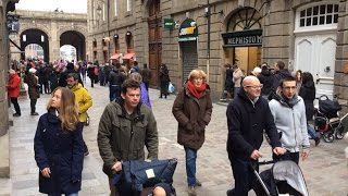 Dans les rues de Saint-Malo, c'est la foule des grands jours !