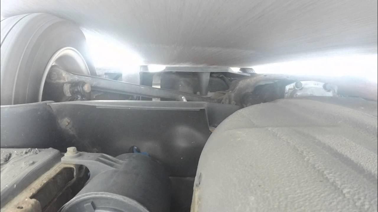 Bmw e46 schleifendes Geräusch hinten - YouTube