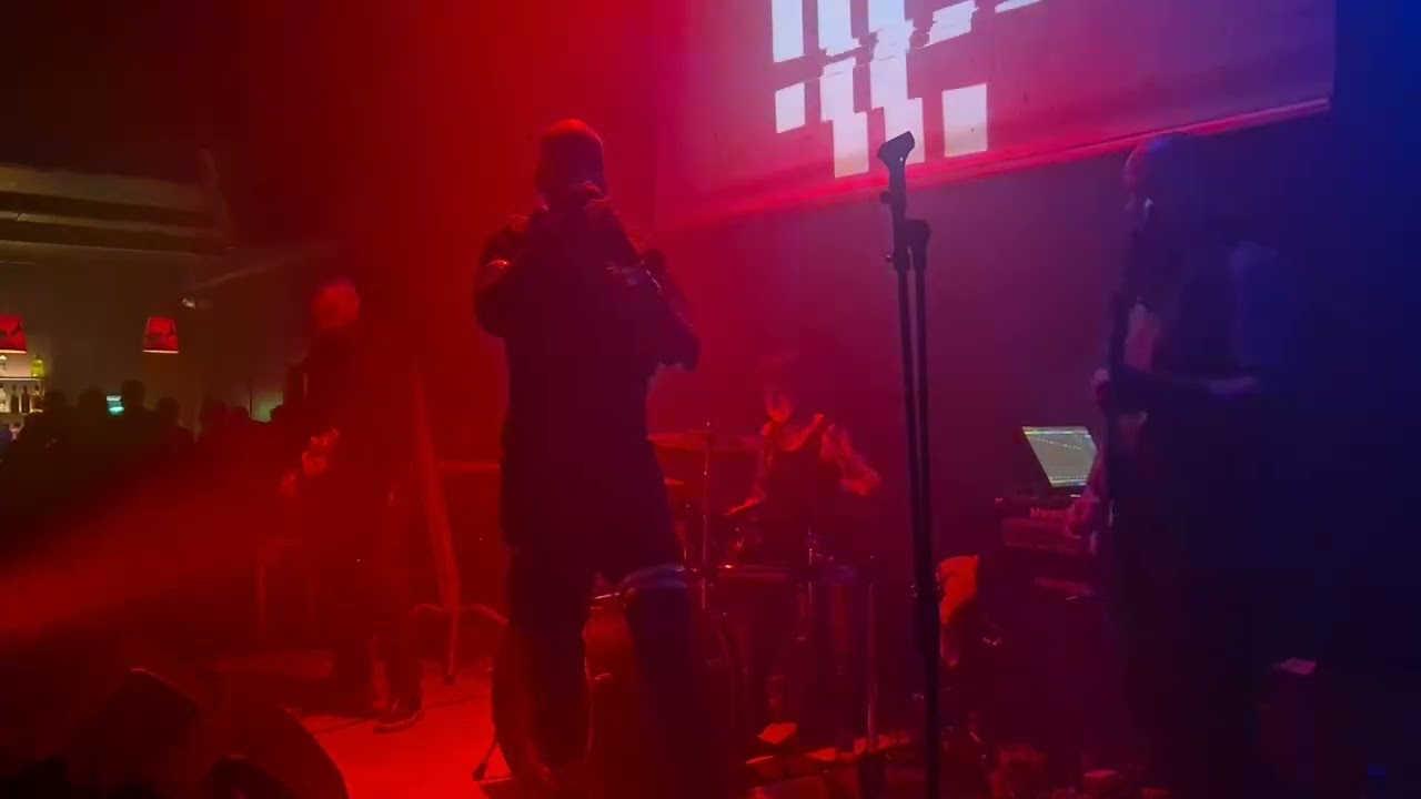 EDEN SYNTHETIC CORPS Live in Madrid 2025 Santuario Festival adlı videoyu YouTube'da izle EDEN SYNTHETIC CORPS Live in Madrid 2025 Santuario Festival adlı videoyu YouTube'da izle