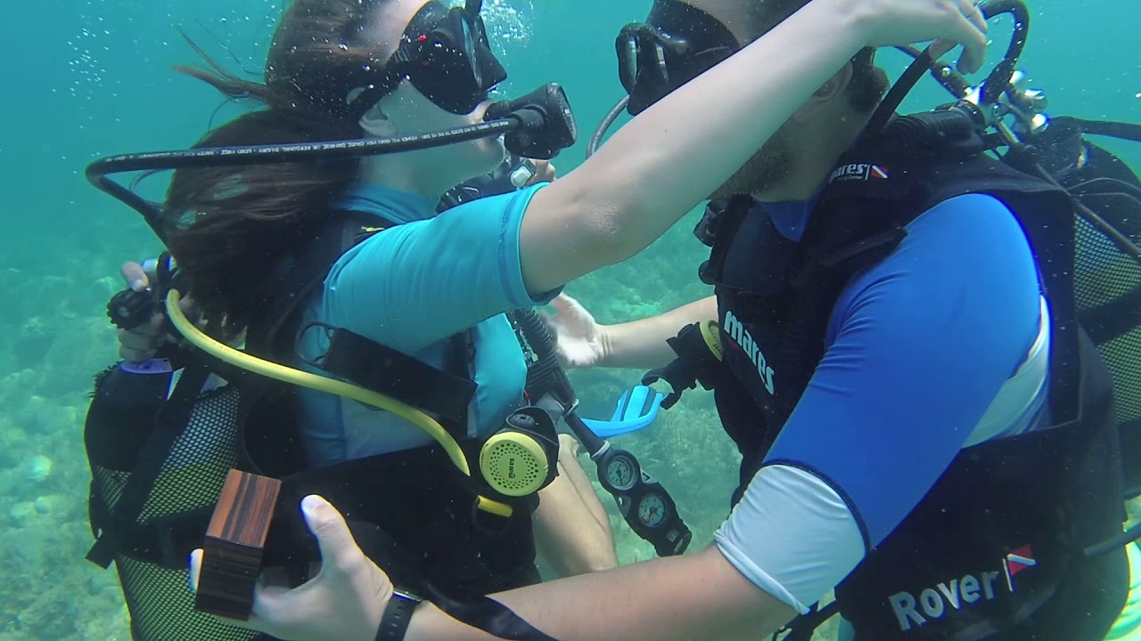 Underwater Proposal. Evlenme teklifi sualtı  